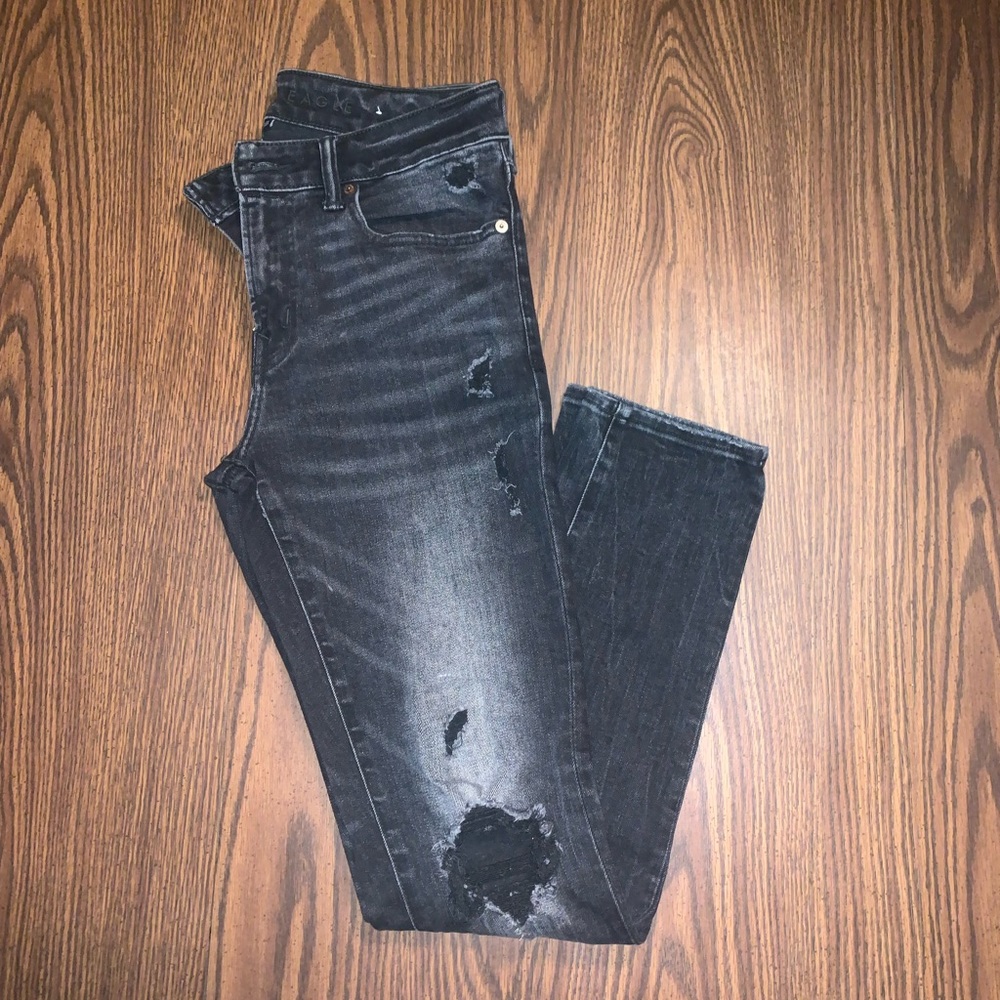 Mens black American Eagle Jeans. Size- 32 X 32